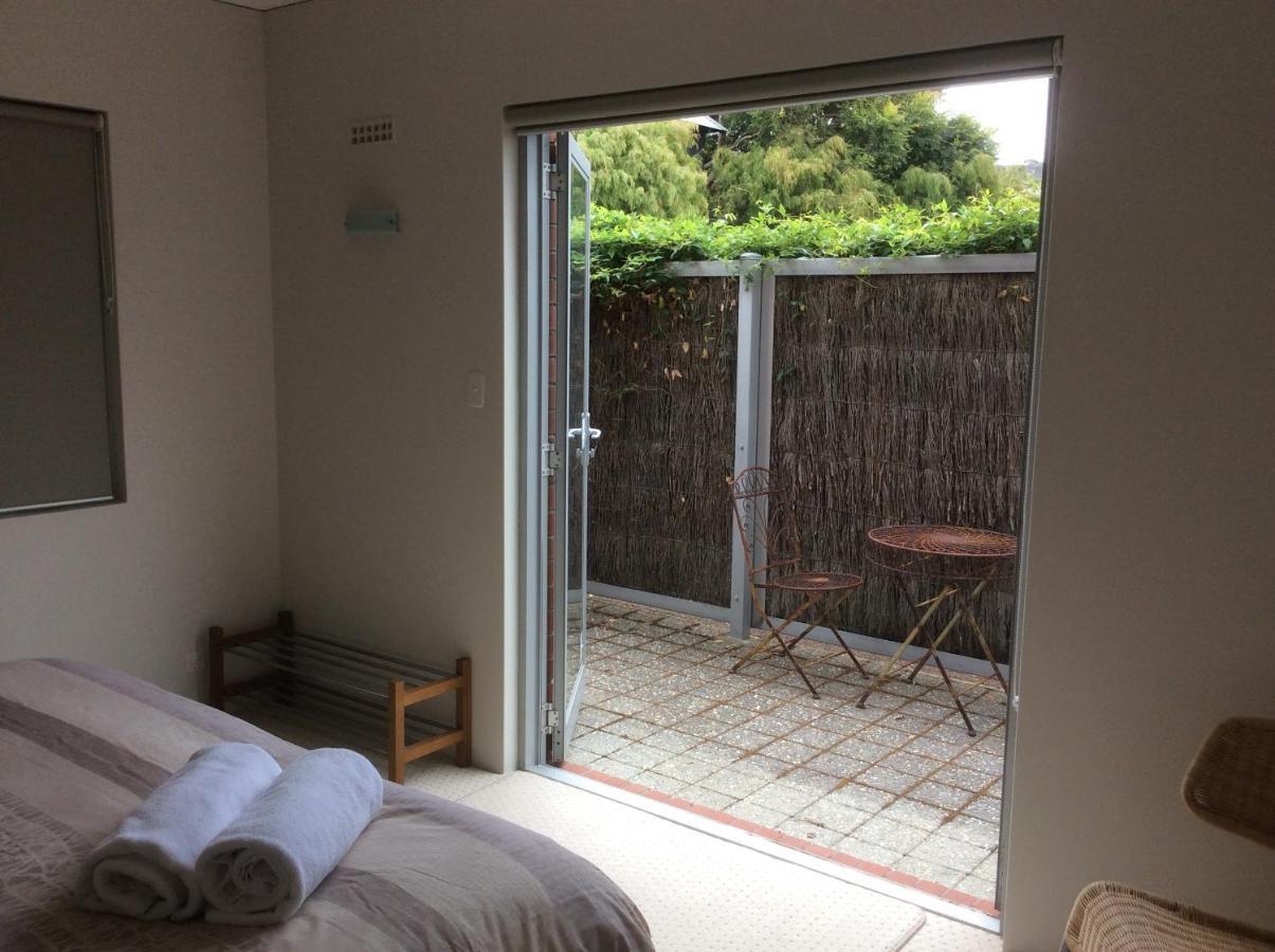 Hanover Bay Apartments アルバニー エクステリア 写真
