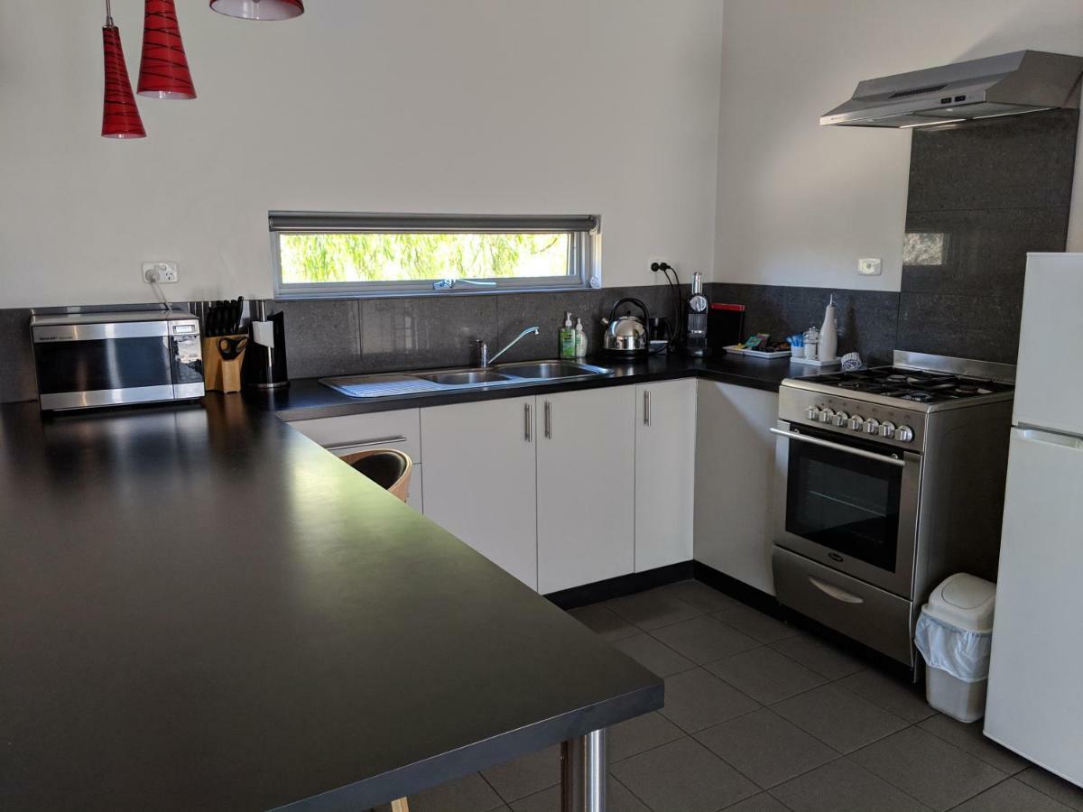 Hanover Bay Apartments アルバニー エクステリア 写真